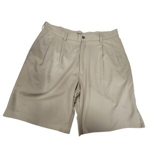 IZOD Golf Men's Pleated Khaki Shorts Size‎ 34 Golf Casual